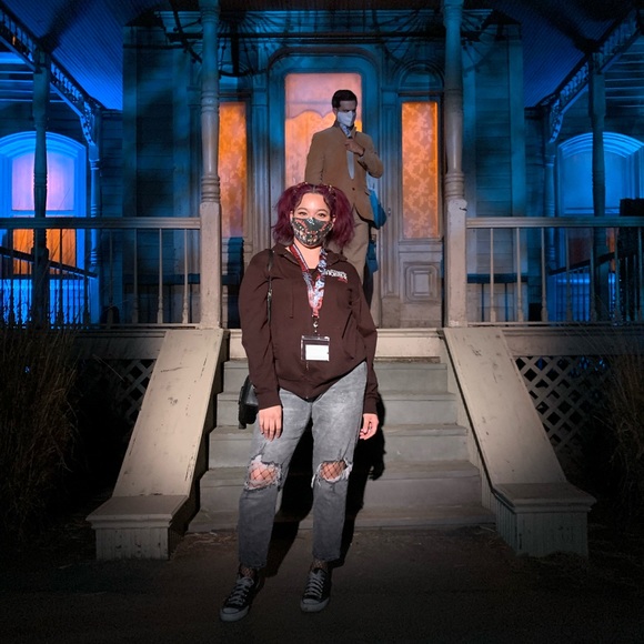 Meet your Posher, BrujitaVegana - Picture 2 of 5